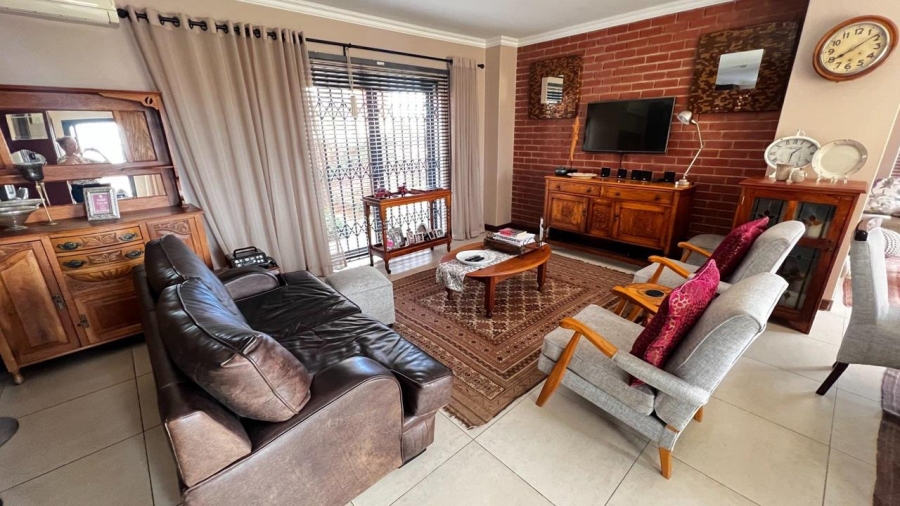 3 Bedroom Property for Sale in Wild Olive Estate Free State